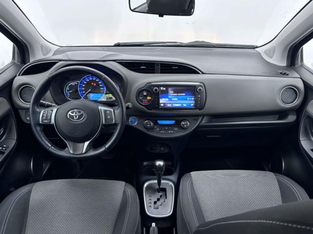 Toyota Yaris usata a Como (4)