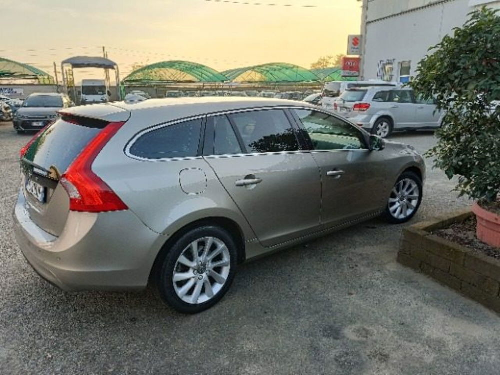 Volvo V60 usata a Novara (7)