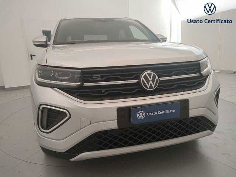 Volkswagen T-Cross nuova a Varese (6)