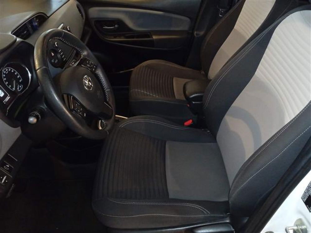 Toyota Yaris usata a Firenze (10)