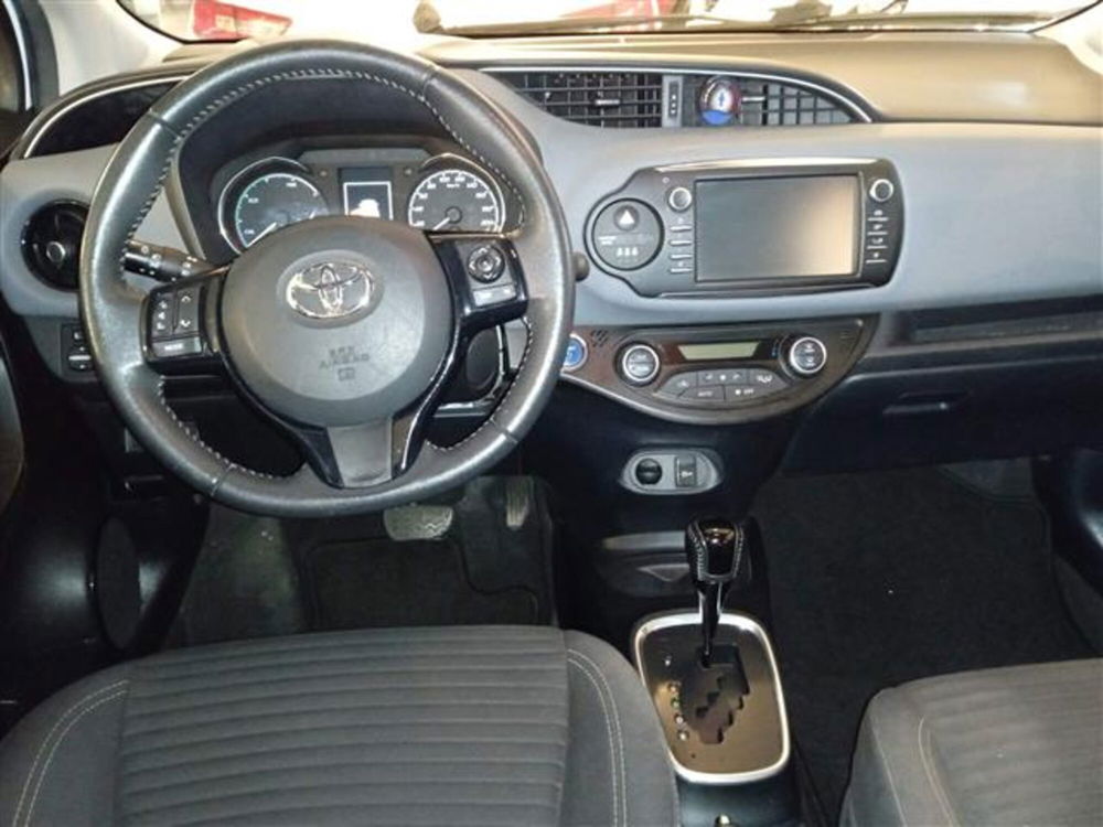 Toyota Yaris usata a Firenze (9)