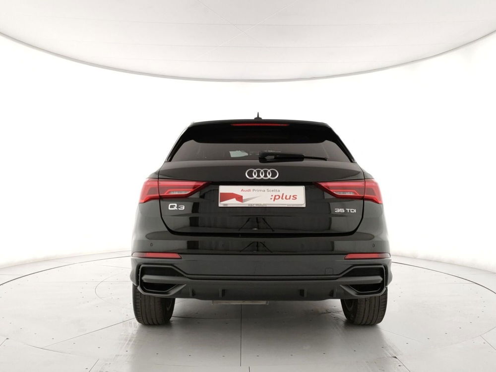 Audi Q3 Sportback usata a Caserta (4)