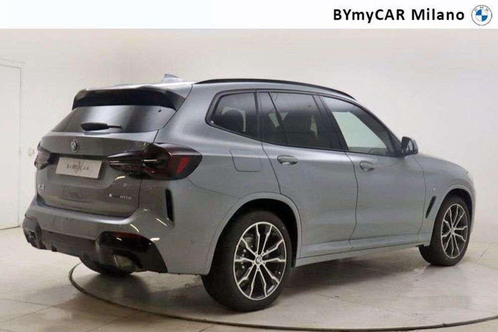 BMW X3 nuova a Milano (8)