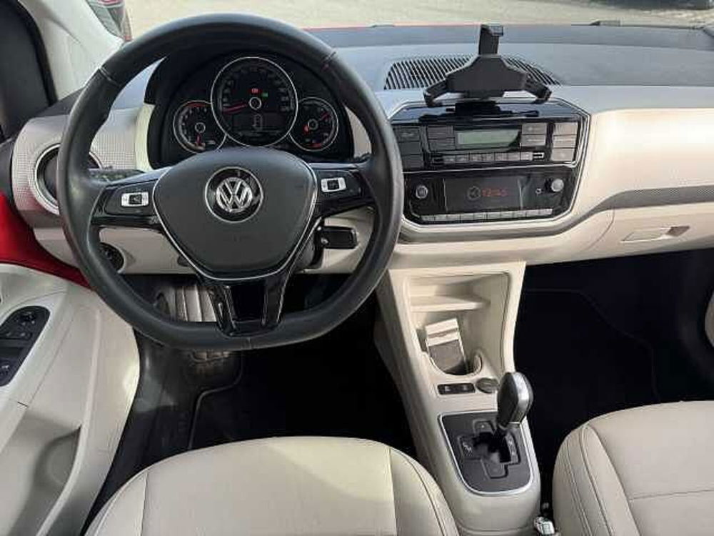 Volkswagen up! usata a Genova (5)