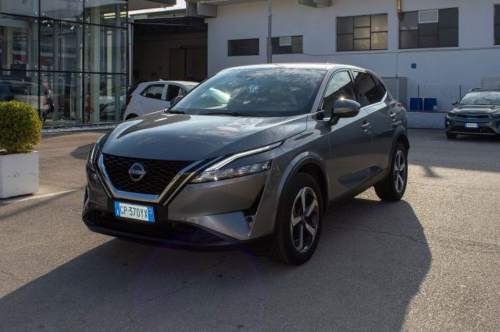 Nissan Qashqai usata a Latina (3)