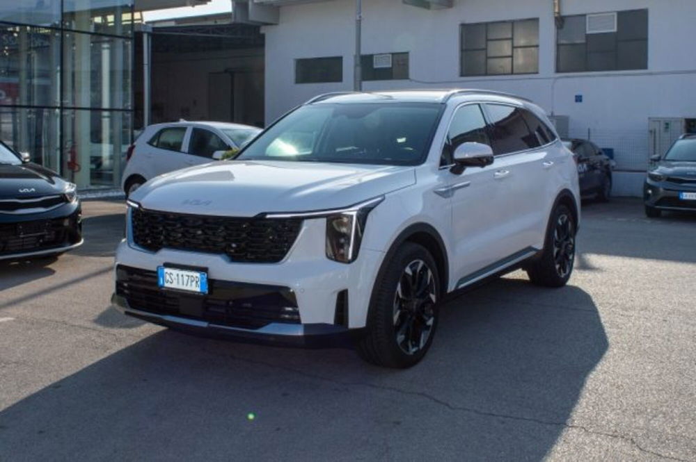 Kia Sorento usata a Latina (4)