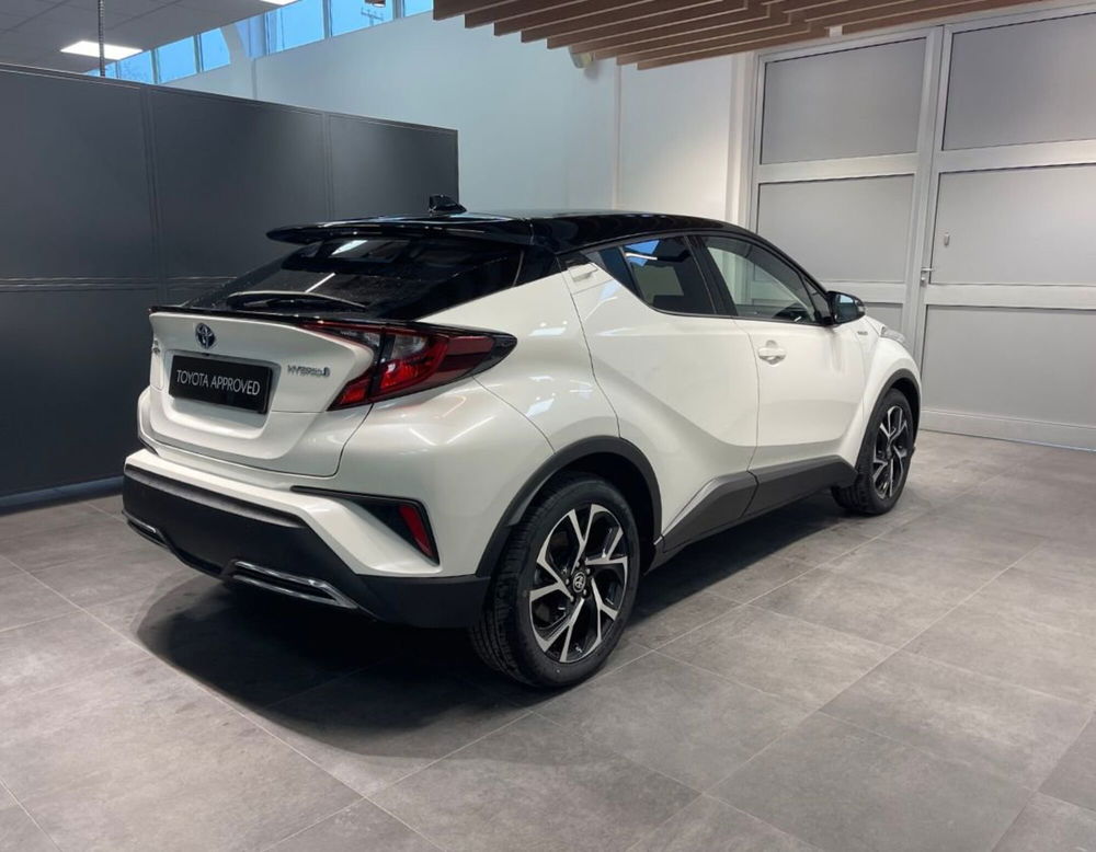 Toyota Toyota C-HR usata a Ferrara (18)