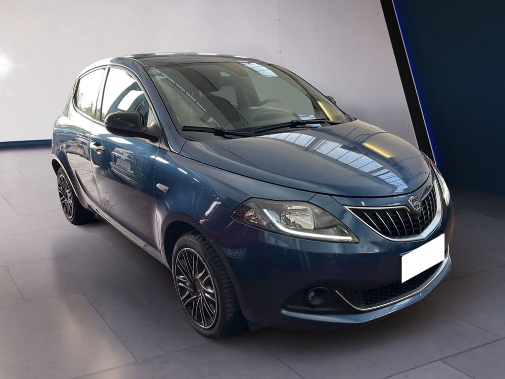 Lancia Ypsilon usata a Torino (3)