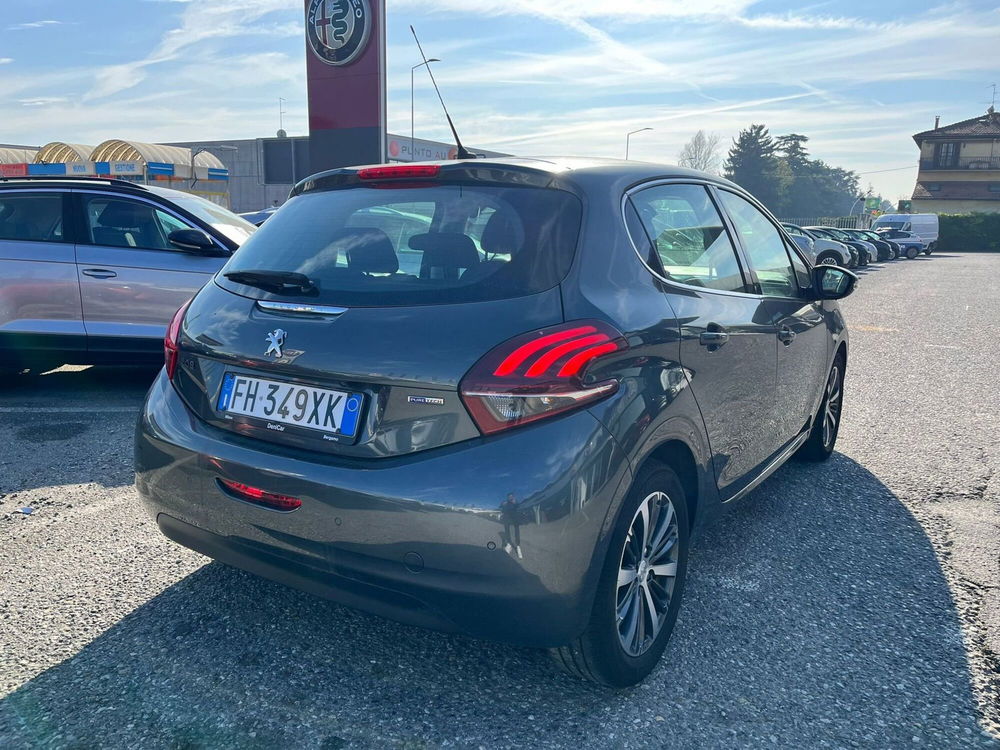 Peugeot 208 usata a Milano (7)