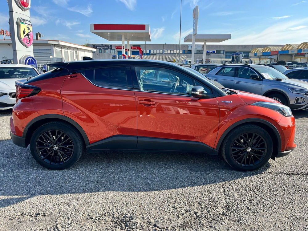 Toyota Toyota C-HR usata a Milano (5)