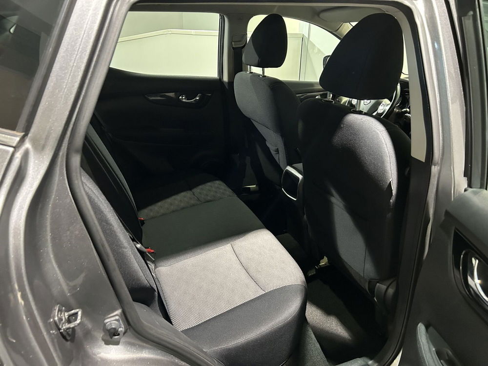 Nissan Qashqai usata a Milano (14)