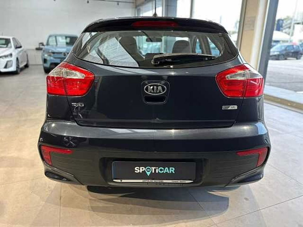 Kia Rio usata a Venezia (4)