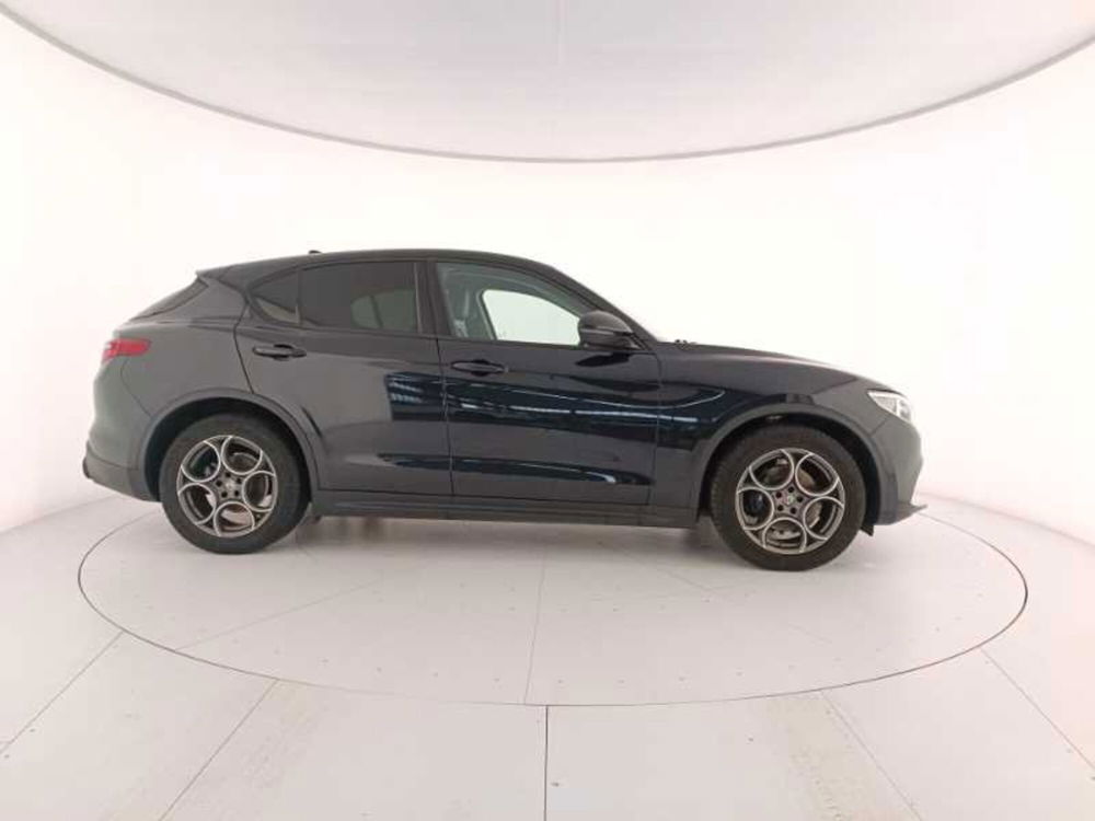 Alfa Romeo Stelvio usata a Treviso (7)