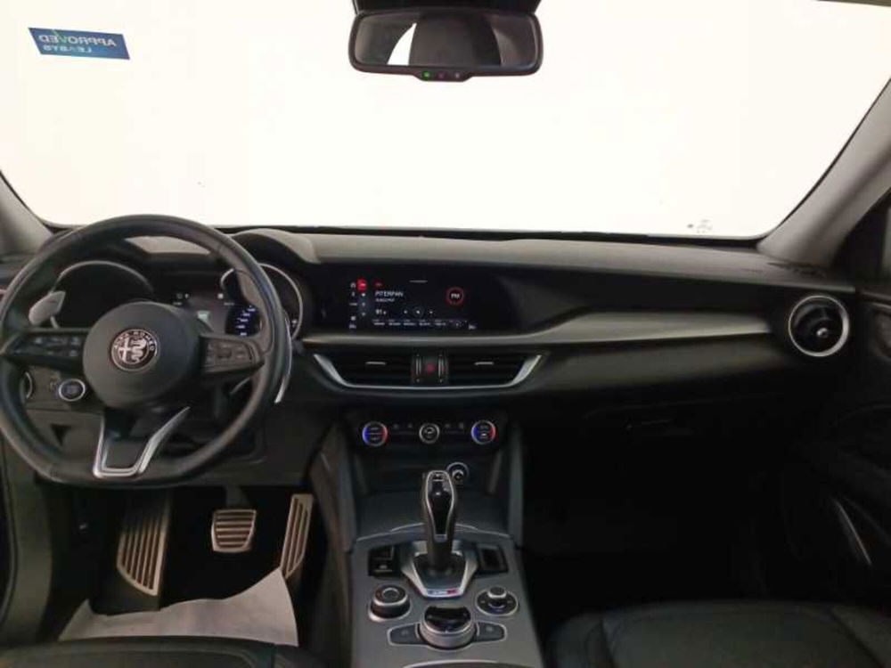 Alfa Romeo Stelvio usata a Treviso (9)