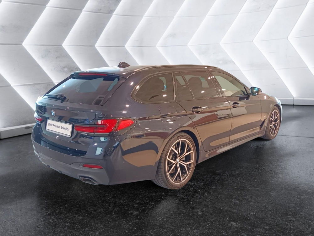 BMW Serie 5 Touring usata a Asti (6)