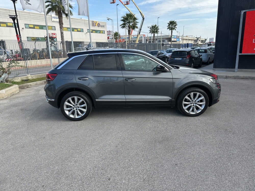 Volkswagen T-Roc usata a Caserta (6)