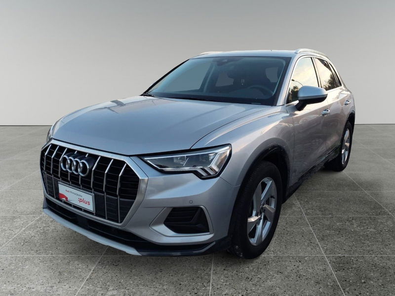 Audi Q3 35 TDI quattro S tronic Business Advanced  del 2023 usata a Triggiano