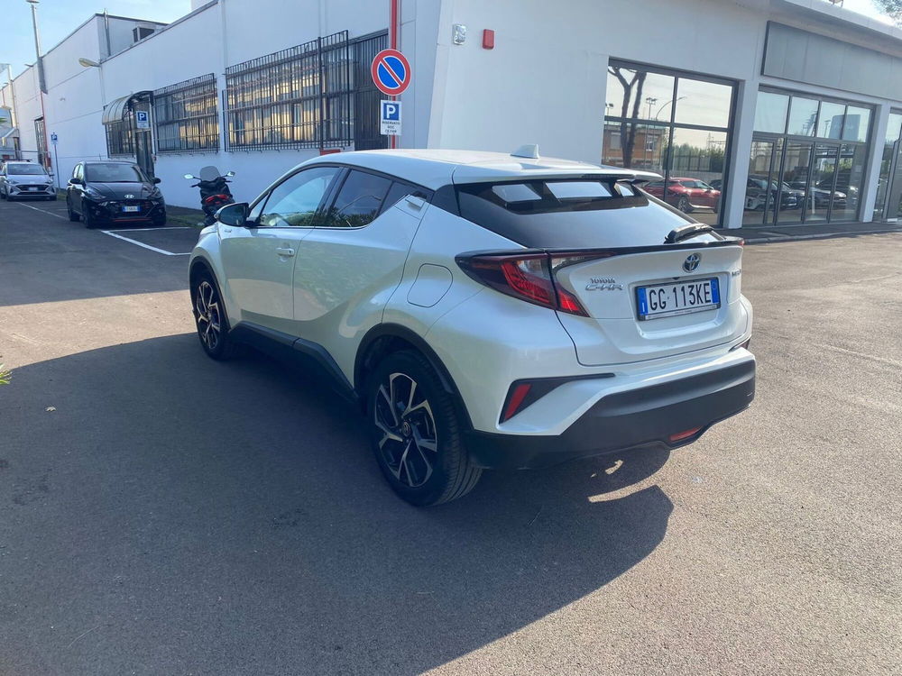 Toyota Toyota C-HR usata a Roma (11)