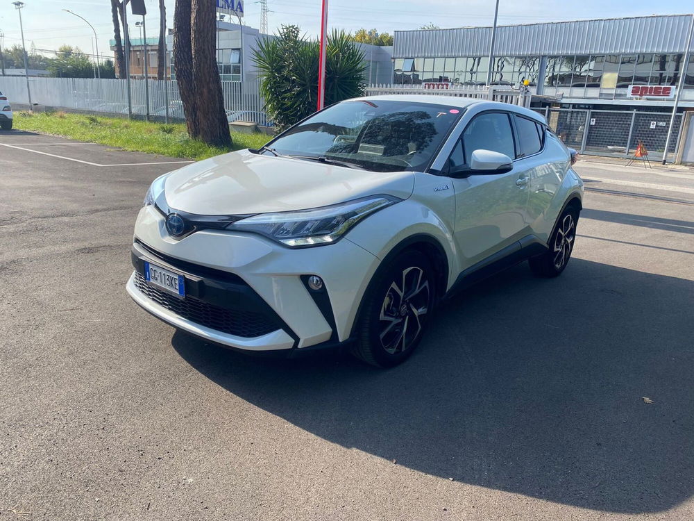 Toyota Toyota C-HR usata a Roma (13)