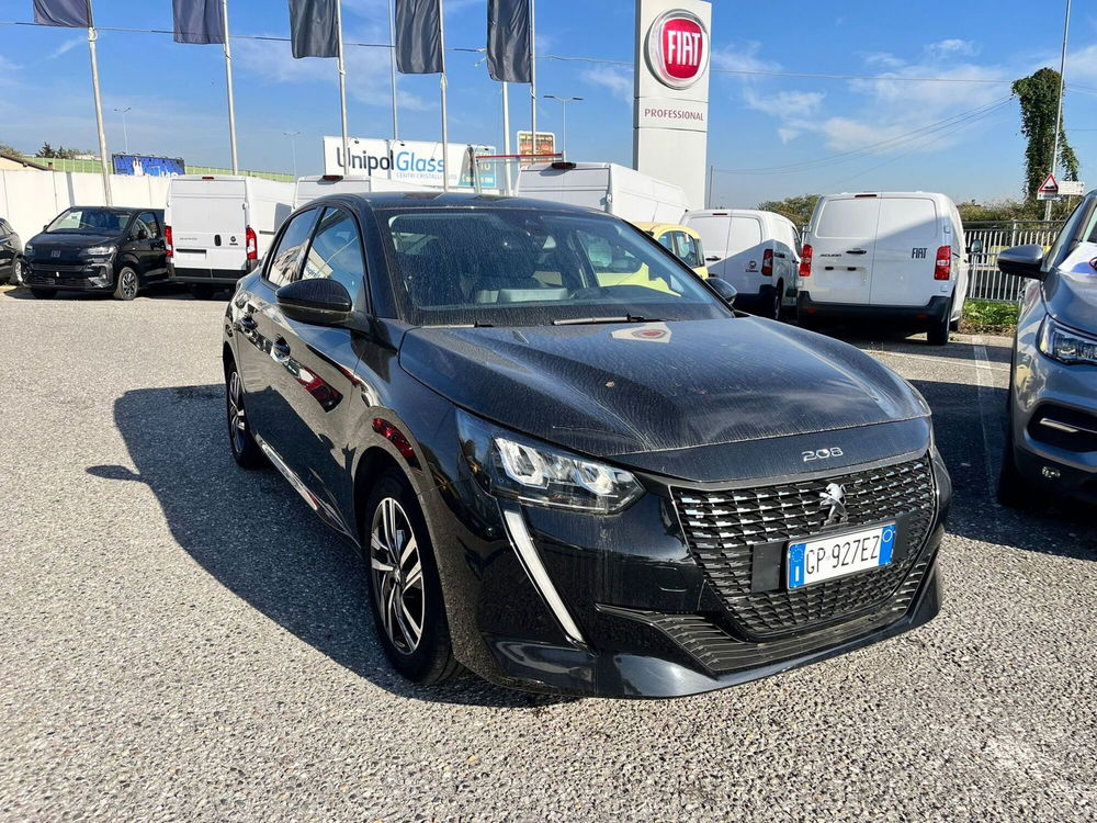 Peugeot 208 usata a Milano (2)