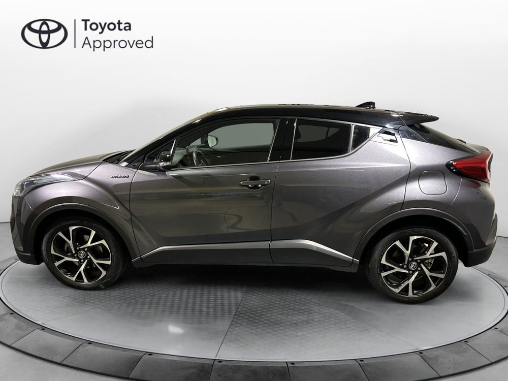 Toyota Toyota C-HR usata a Milano (3)