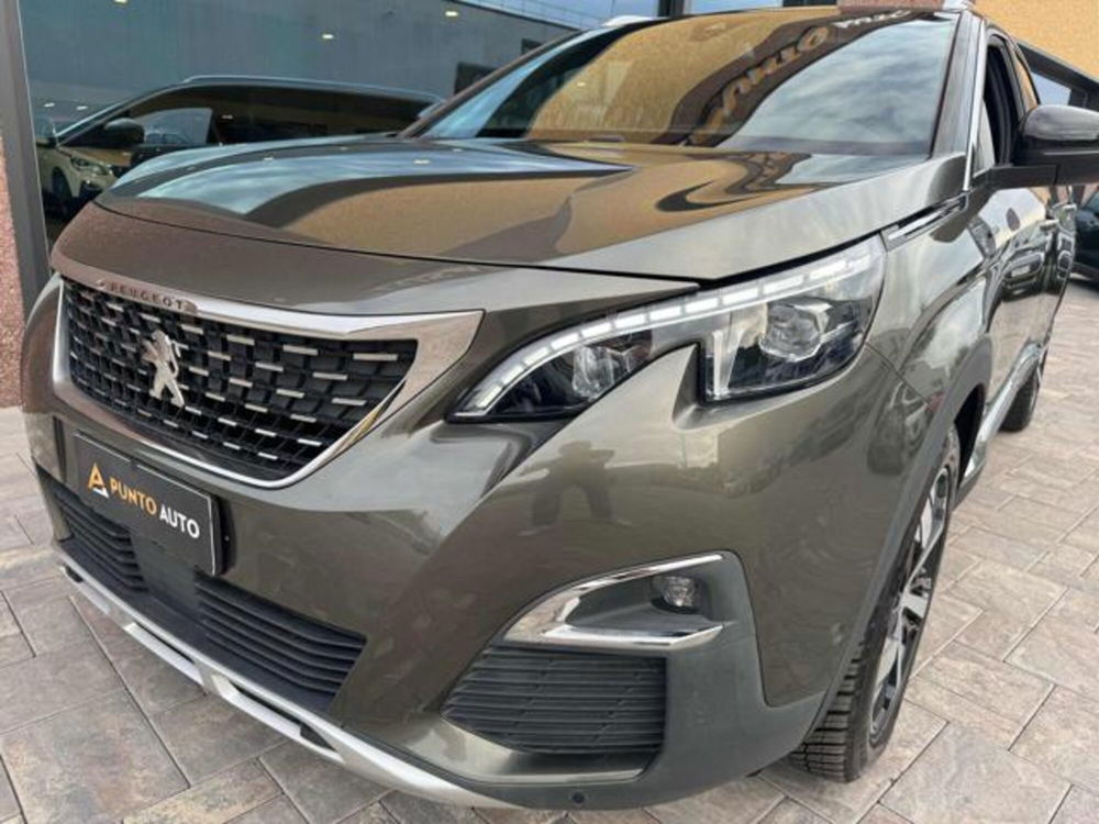 Peugeot 5008 usata a Ancona (6)