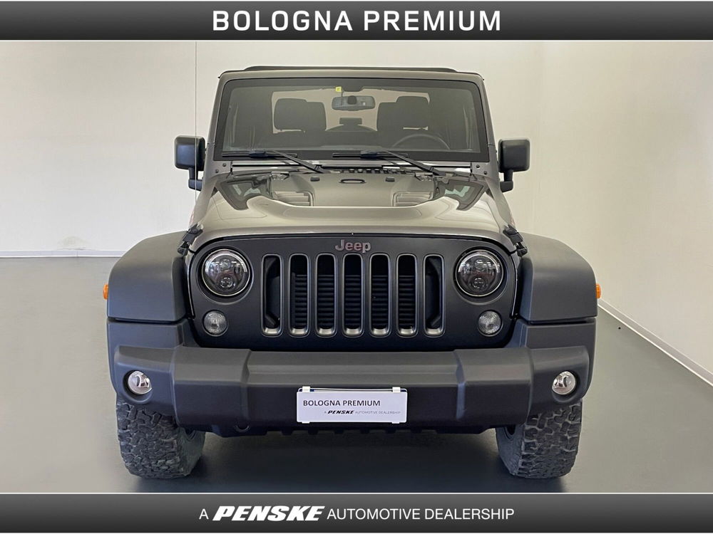 Jeep Wrangler usata a Bologna (8)