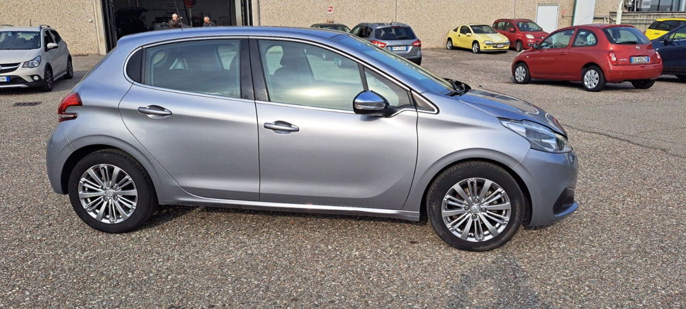 Peugeot 208 usata a Varese