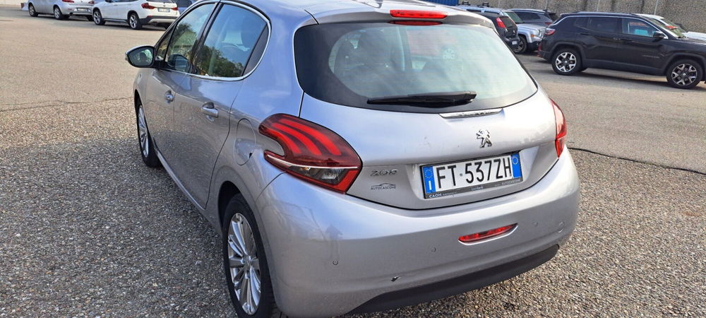 Peugeot 208 usata a Varese (10)