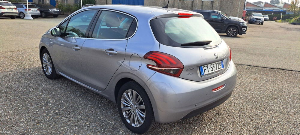 Peugeot 208 usata a Varese (11)