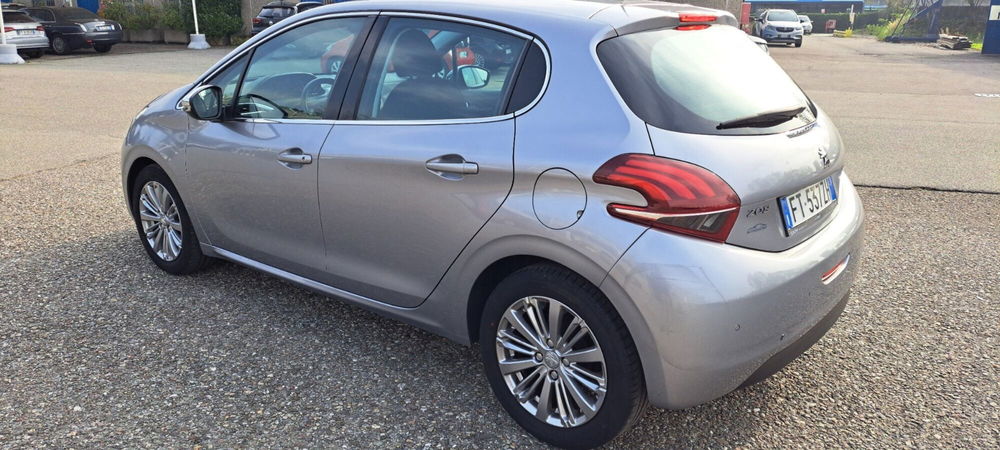 Peugeot 208 usata a Varese (13)