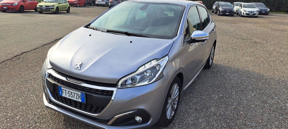 Peugeot 208 usata a Varese (3)