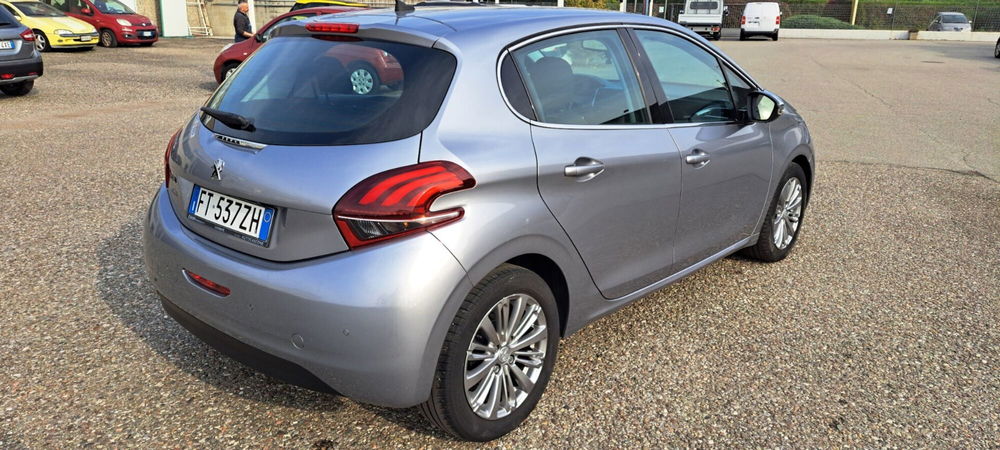 Peugeot 208 usata a Varese (8)