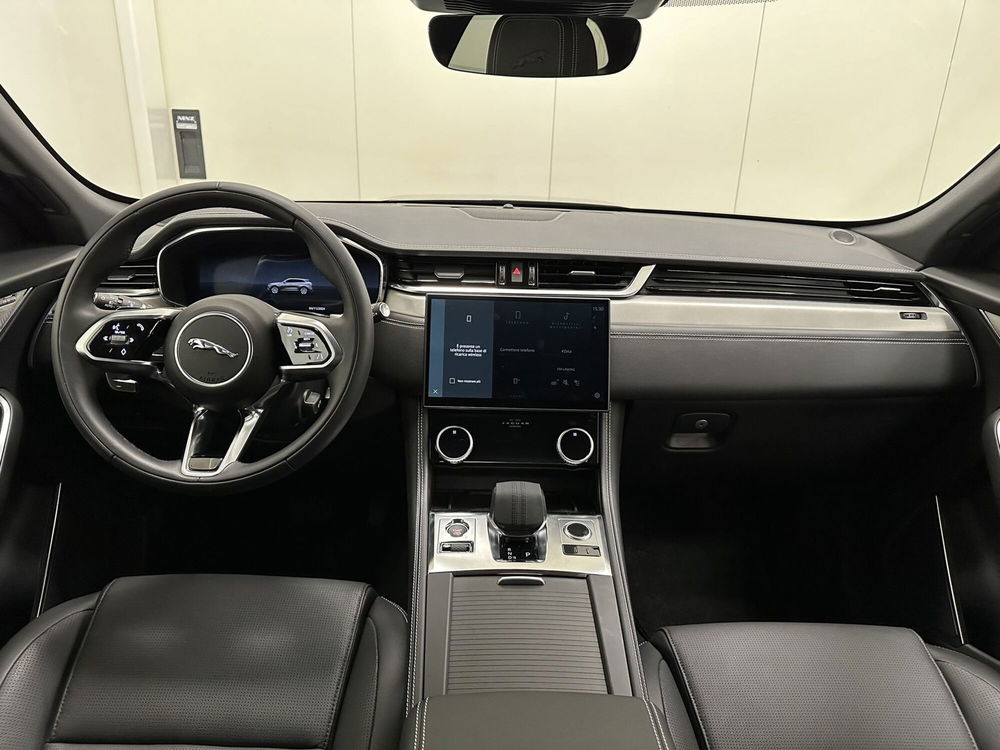 Jaguar F-Pace usata a Lodi (4)