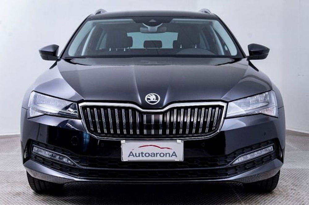 Skoda Superb usata a Novara (2)