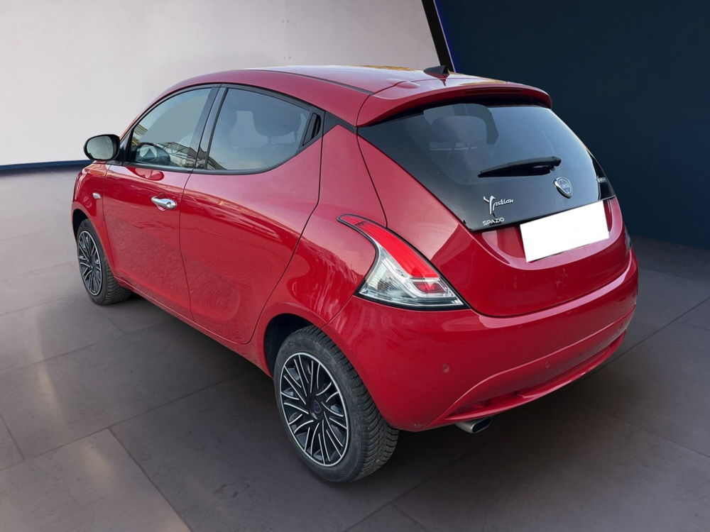 Lancia Ypsilon usata a Torino (6)