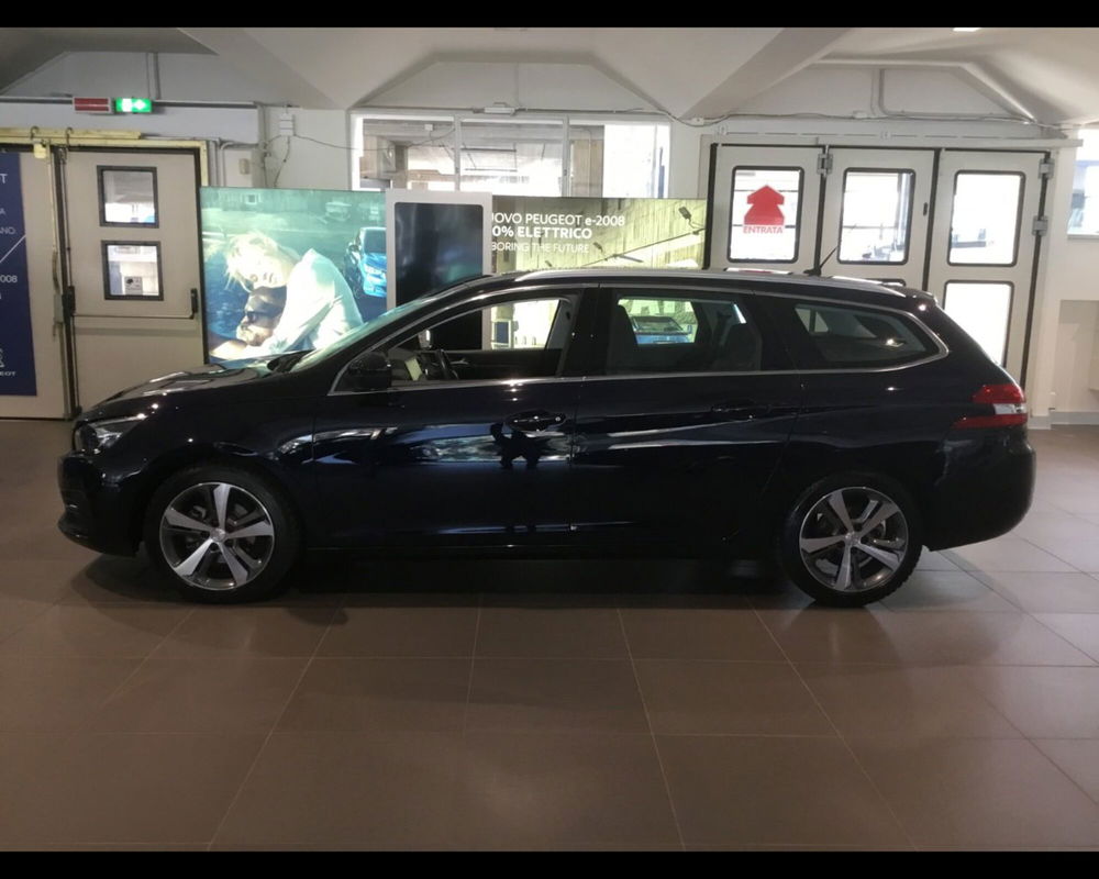 Peugeot 308 SW usata a Varese (4)