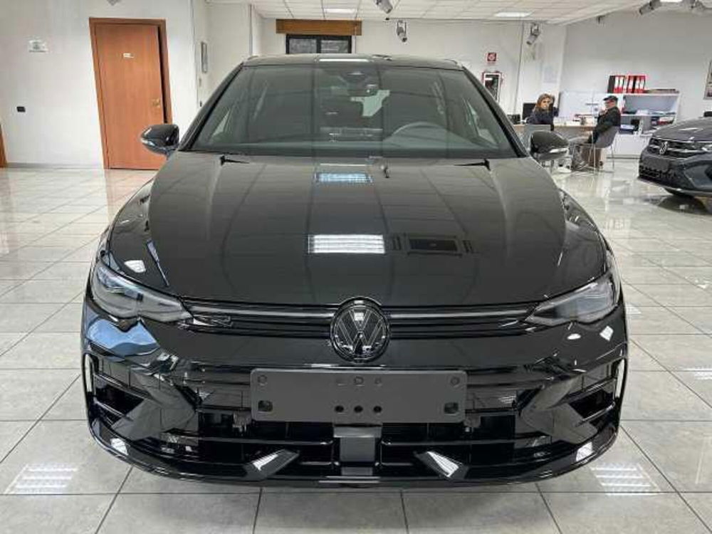 Volkswagen Golf nuova a Avellino (2)