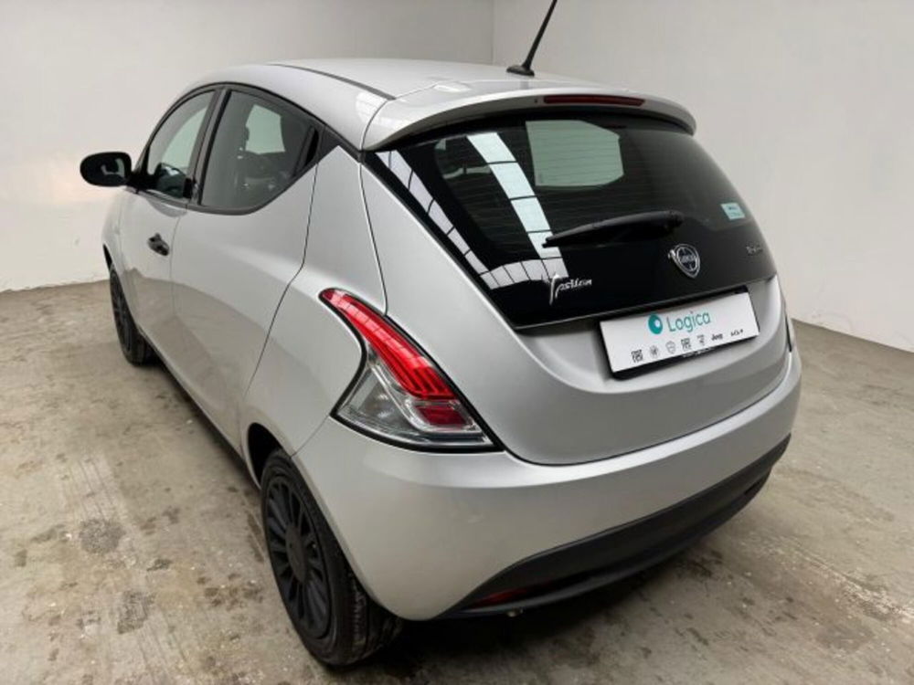 Lancia Ypsilon usata a Biella (3)