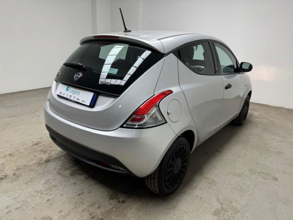 Lancia Ypsilon usata a Biella (4)