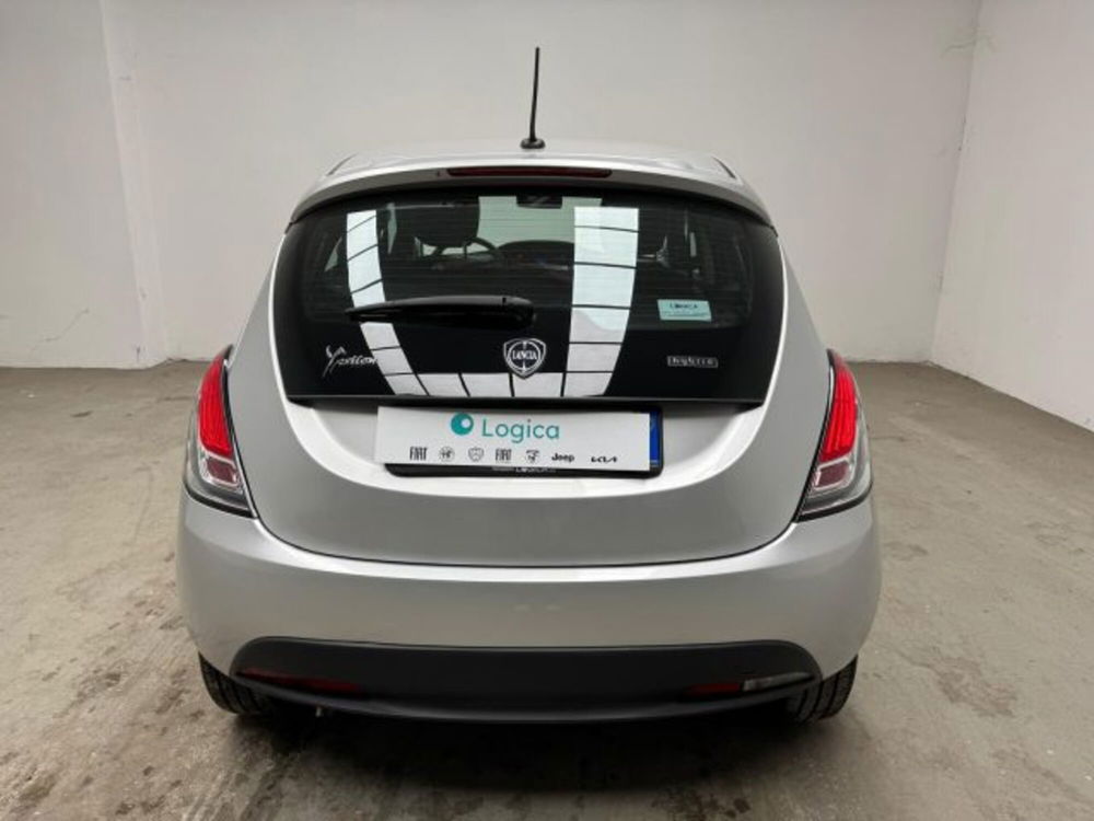 Lancia Ypsilon usata a Biella (9)