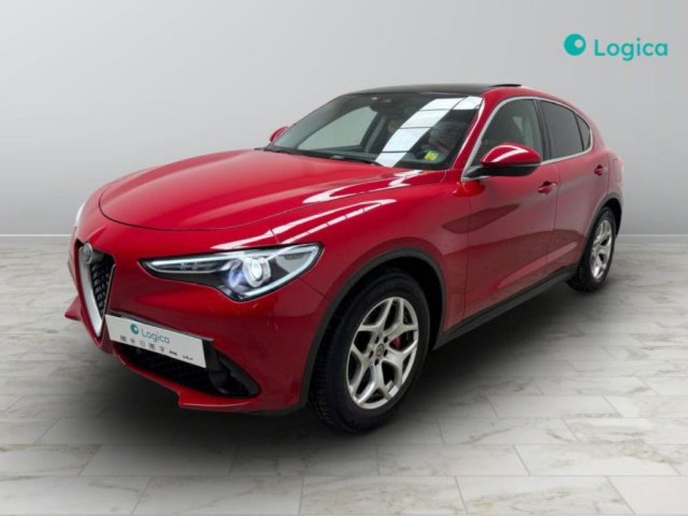 Alfa Romeo Stelvio usata a Biella (5)