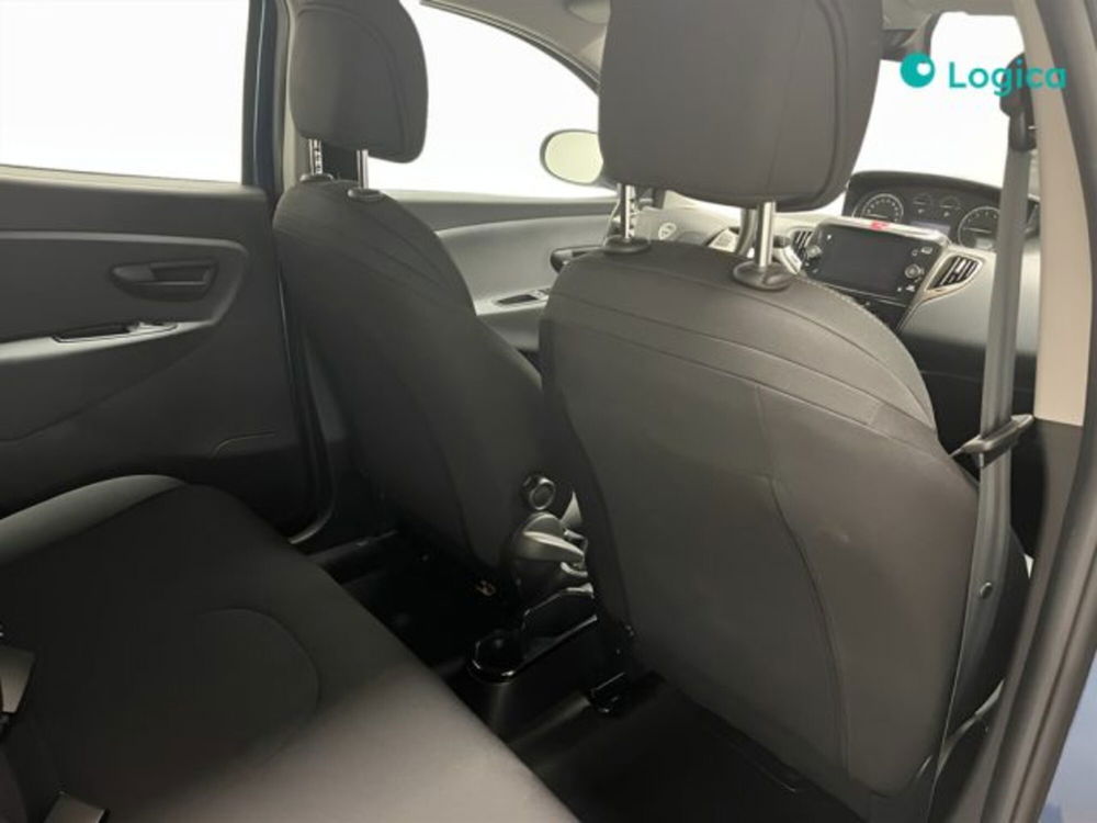 Lancia Ypsilon usata a Biella (10)