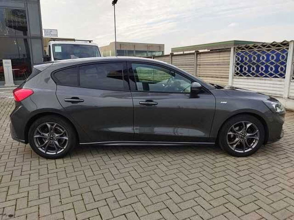 Ford Focus usata a Torino (9)