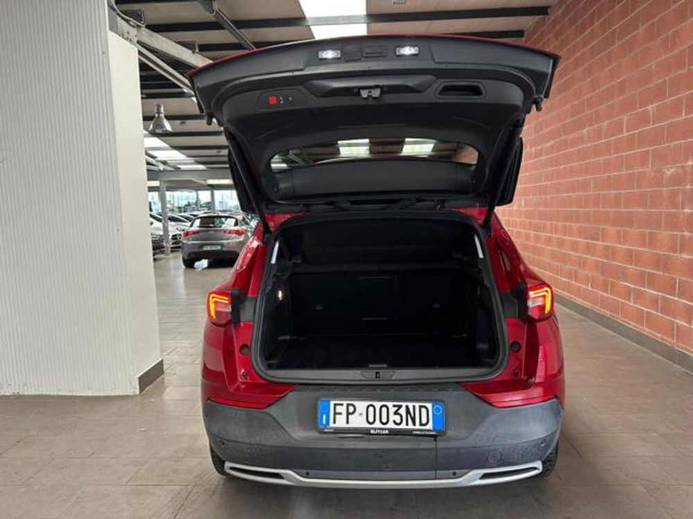 Opel Grandland X usata a Milano (7)