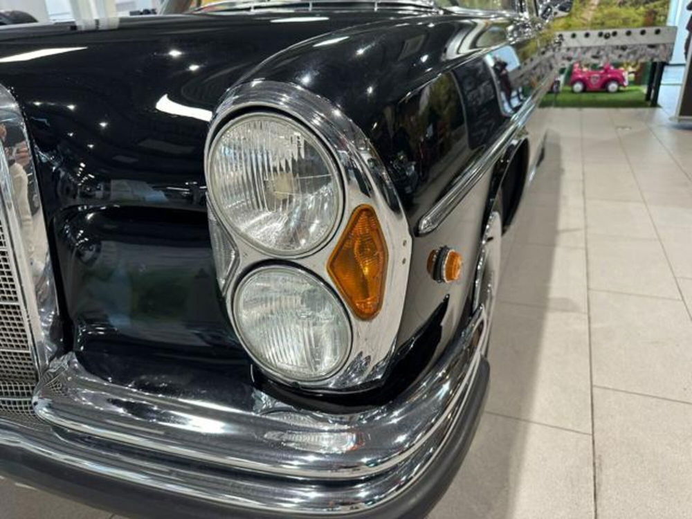 Mercedes-Benz 250 usata a Milano (4)