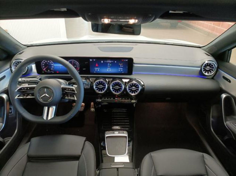 Mercedes-Benz Classe A nuova a Milano (6)