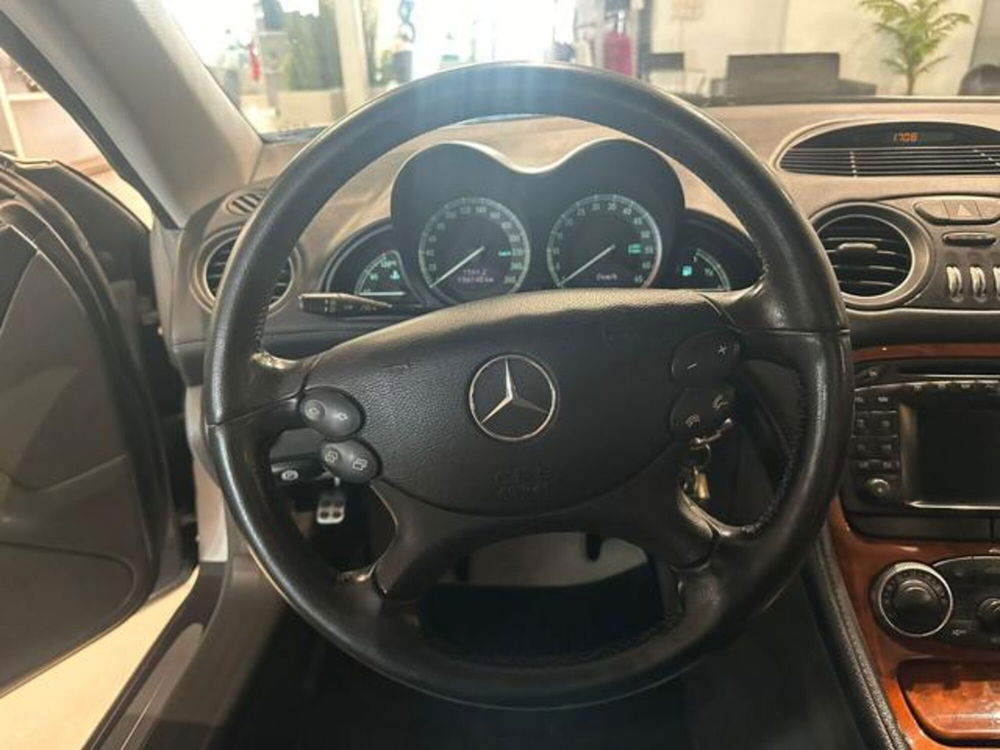 Mercedes-Benz SL usata a Milano (9)