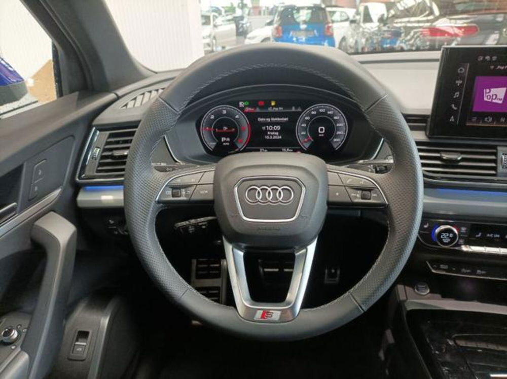 Audi Q5 Sportback nuova a Milano (6)