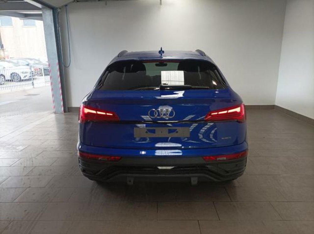 Audi Q5 Sportback nuova a Milano (8)